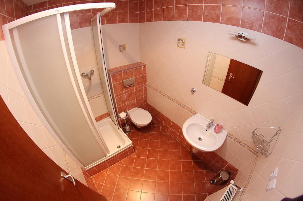 Milotin Hotel Зуберец Екстериор снимка